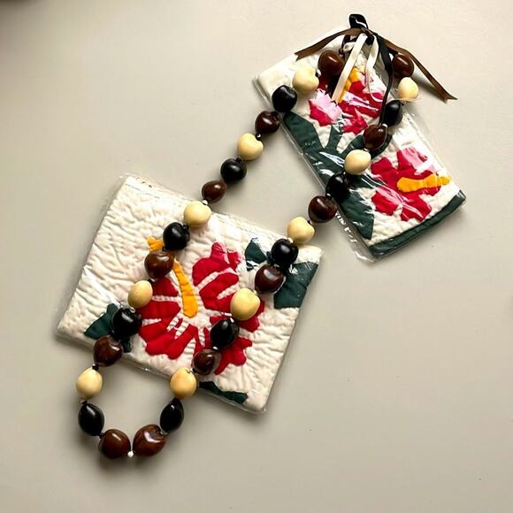 Hawaiian Kukui Nut Authentic Shell Tricolor Necklace - Picture 1 of 5